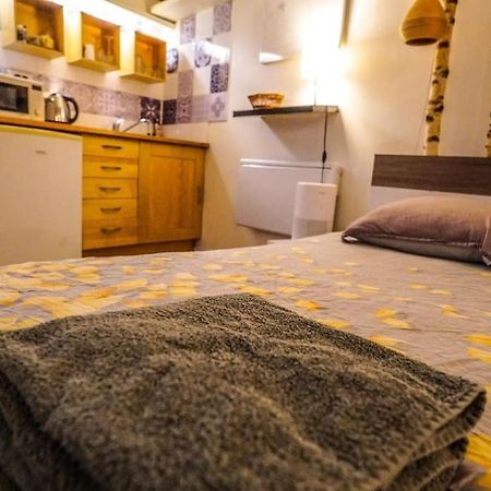 Cozy Studio In The Heart Of Paris Eksteriør bilde
